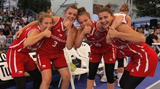 České juniorské reprezentantky se radují na kvalifikačním turnaji ME do 18 let... České juniorské reprezentantky se radují na kvalifikačním turnaji ME do 18 let...