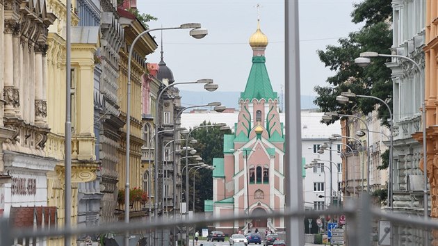 Nevoli památkářů i radniční opozice vzbudila instalace sloupů trolejového... Nevoli památkářů i radniční opozice vzbudila instalace sloupů trolejového...