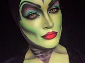 Make-up ve stylu Disneyho snímku Zloba – Královna černé magie. Make-up ve stylu Disneyho snímku Zloba – Královna černé magie.