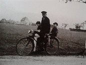 Jednaosmdesátiletá Doris Krausse z Trutnova se narodila v lednu 1936 v Liberci... Jednaosmdesátiletá Doris Krausse z Trutnova se narodila v lednu 1936 v Liberci...