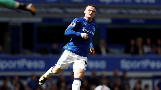 Wayne Rooney z Evertonu pi utkn anglick Premier League proti Stoke City.