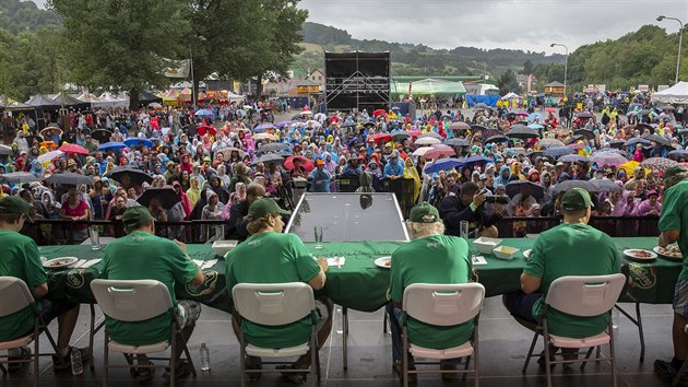 V rmci hudebnho festivalu Vizovick Trnkobran se konala populrn sout v pojdn vestkovch knedlk (19. srpna 2017).