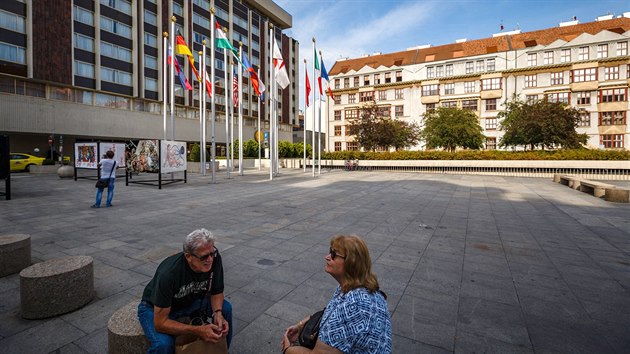 Volné prostranství u hotelu InterContinental v Pařížské ulici v Praze 1 (17. července 2019)