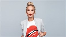Simona Krainová v tričku ze své kolekce Simona Krainová v tričku ze své kolekce