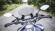 Yamaha MT-10 SP Tourer Edition nabízí své posádce slunou ochranu ped...