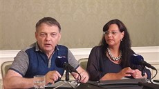 Volební lídr ČSSD, ministr zahraničí Lubomír Zaorálek, a ministryně práce a... Volební lídr ČSSD, ministr zahraničí Lubomír Zaorálek, a ministryně práce a...