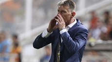 Slávistický trenér Jaroslav ilhavý bhem play-off Ligy mistr na hiti APOEL...