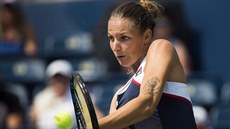Karolína Plíšková v duelu s Japonkou Naomi Ósakaovou. Karolína Plíšková v duelu s Japonkou Naomi Ósakaovou.