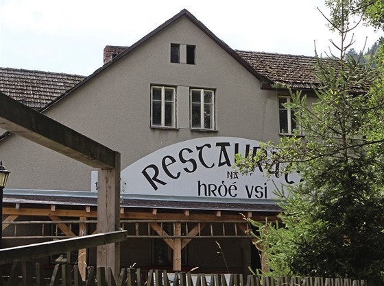 Název restaurace odkazuje na místní ást Víru, která byla a do roku 1954...