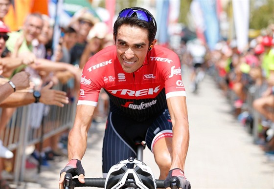 Alberto Contador na startu etapy. Diváci mi dodávají energii, íká.