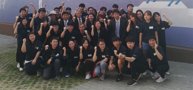 Korejští studenti přijeli pomáhat na Vysočinu Korejští studenti přijeli pomáhat na Vysočinu