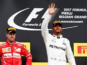 Brit Lewis Hamilton se raduje z vtzstv na Velk cen Belgie.