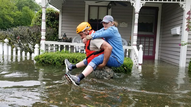 Texas zashla tropick boue a povodn (27. srpna 2017).