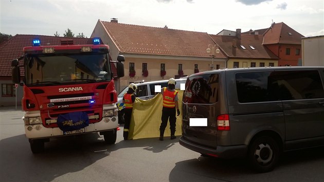 Tragick nehoda se stala na kiovatce v centru Husince na Prachaticku.