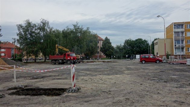 Ppravn prce na stavb novho autobusovho ndra v Lovosicch jsou v plnm proudu.