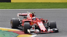 Kimi-Matias Räikkönen chvíli po startu Velké ceny Belgie.