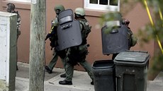 Střelba v americkém Charlestonu skončila smrtí jednoho člověka (24. srpna 2017). Střelba v americkém Charlestonu skončila smrtí jednoho člověka (24. srpna 2017).