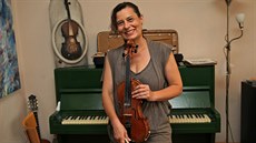 Houslistka Halina Františáková ráda vzpomíná na dětské zážitky v ostravské zoo... Houslistka Halina Františáková ráda vzpomíná na dětské zážitky v ostravské zoo...