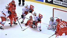 Druhý zápas třineckých Ocelářů v letošní Lize mistrů. Situace před brankou... Druhý zápas třineckých Ocelářů v letošní Lize mistrů. Situace před brankou...