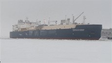 Globální oteplování devastuje Arktidu. Ruský tanker proplul bez ledoborce