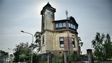 Pamětníci mluví o krásném výhledu na město z rozhledny ve Slezské Ostravě. Dnes... Pamětníci mluví o krásném výhledu na město z rozhledny ve Slezské Ostravě. Dnes...