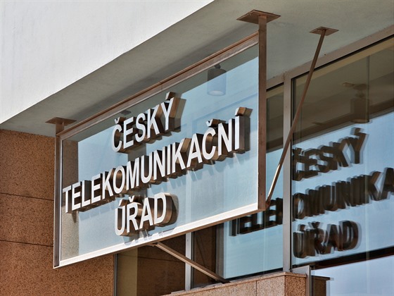 eský telekomunikaní úad projednal konenou verzi podmínek aukce kmitot pro 5G, která bude pedloena vlád. Ilustraní snímek