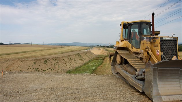Snímek ze staveniště úseku dálnice D1 z Lipníku nad Bečvou do Přerova. (srpen... Snímek ze staveniště úseku dálnice D1 z Lipníku nad Bečvou do Přerova. (srpen...