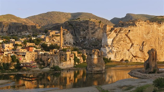 Dvanct tisc let star msto Hasankeyf v Turecku.