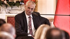 Prezident Miloš Zeman se setkal s diplomatickým sborem (30.8.2017). Prezident Miloš Zeman se setkal s diplomatickým sborem (30.8.2017).