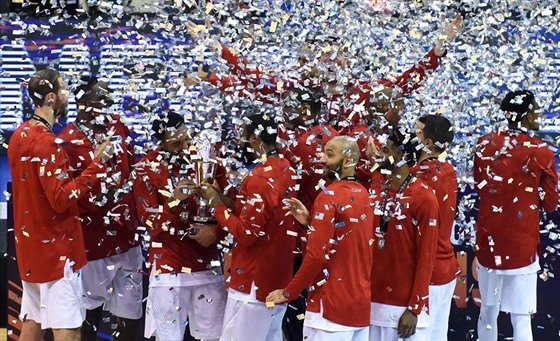 Basketbalisté Spojených stát slaví titul na AmeriCupu. Ve finále pehráli...