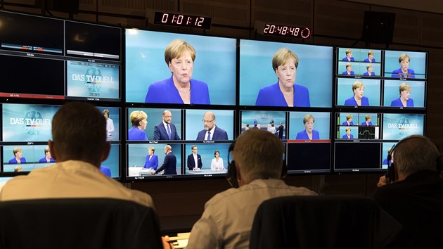Angela Merkelov a Martin Schulz v televizn debat ped zijovmi volbami (3. z 2017)