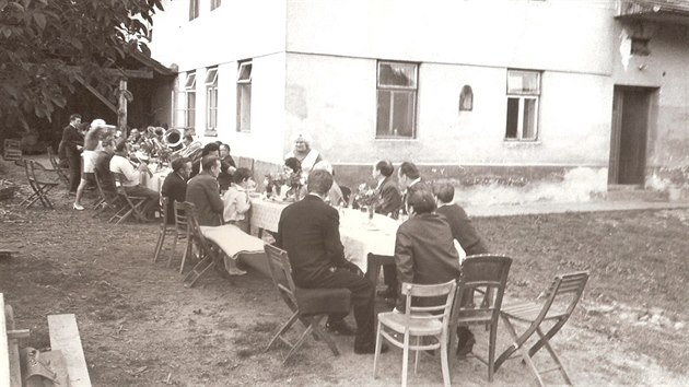 Obyvateli osady Janvky byli povtinou starousedlci (na snmku je dm patc rodim Emlie ervenkov).