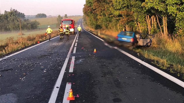 idi felicie vyjel u Moravskho Berouna za zatkou do protismru a vz se pot eln srazil s protijedoucm volkswagenem. Auta po stetu skonila mimo silnici, mu na mst zemel.