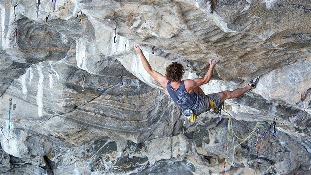 Adam Ondra vylezl v norskm Flatangeru nejt잚 sportovn cestu svta, a zavedl tak nov stupe obtnosti 9c.