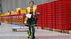 Obří hala společnosti Tchibo v chebské průmyslové zóně. Obří hala společnosti Tchibo v chebské průmyslové zóně.