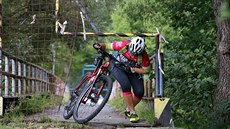 Most u Odravy brzdí cestu po Cyklostezce Ohře. Most u Odravy brzdí cestu po Cyklostezce Ohře.