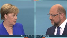 Angela Merkelová a Martin Schulz v televizní debat ped záijovými volbami...