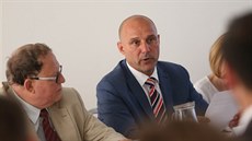 Bystrčtí zastupitelé starostu Tomáše Kratochvíla odvolat nechtěli. Bystrčtí zastupitelé starostu Tomáše Kratochvíla odvolat nechtěli.