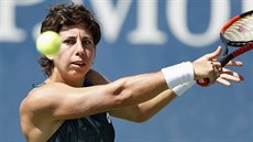 Carla Suarezová-Navarrová prola pes Jelenu Makarovovou do osmifinále US Open.
