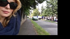 Herečka Andrea Hoffmanová při natáčení filmu Věčně tvá nevěrná Herečka Andrea Hoffmanová při natáčení filmu Věčně tvá nevěrná