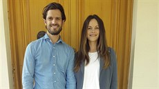 Princ Carl Philip a princezna Sofia se synem při odchodu z porodnice (1. září... Princ Carl Philip a princezna Sofia se synem při odchodu z porodnice (1. září...