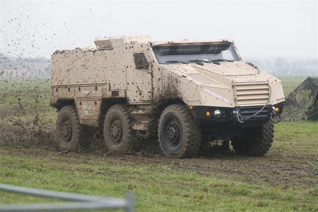 Na Dnech NATO 2017 se pedstavil i obrnný transportér TITUS spolenosti TATRA...