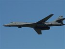 Americký bombardér B-1B se louí se Dny NATO v Ostrav