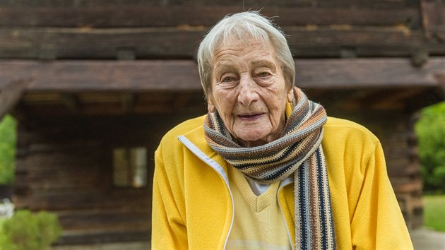 Dana Zátopková oslavila v Rožnově pod Radhoštěm 95. narozeniny. Dana Zátopková oslavila v Rožnově pod Radhoštěm 95. narozeniny.