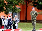 Výbuch v areálu Vojenské akademie ve Vyškově zabil vojáka. Ostatní byli... Výbuch v areálu Vojenské akademie ve Vyškově zabil vojáka. Ostatní byli...