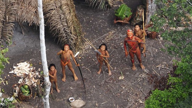V Brazílii dodnes ije asi stovka domorodých kmen, které dosud nepily do...