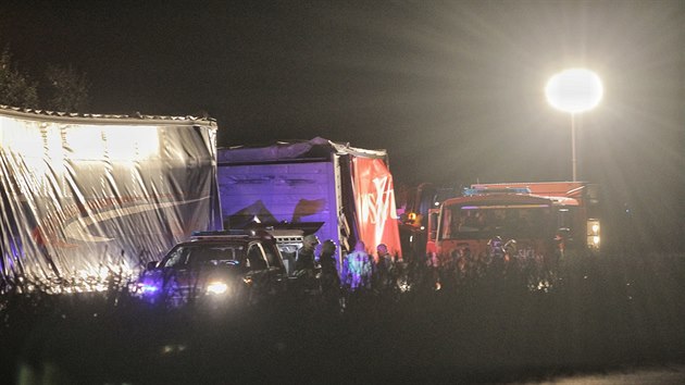 Smrteln dopravn nehoda dvou kamion na dlnici D5 u Ejpovic (11. z 2017)