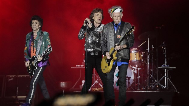 Ronnie Wood, Mick Jagger a Keith Richards z Rolling Stones (Hamburk, 9. z 2017)