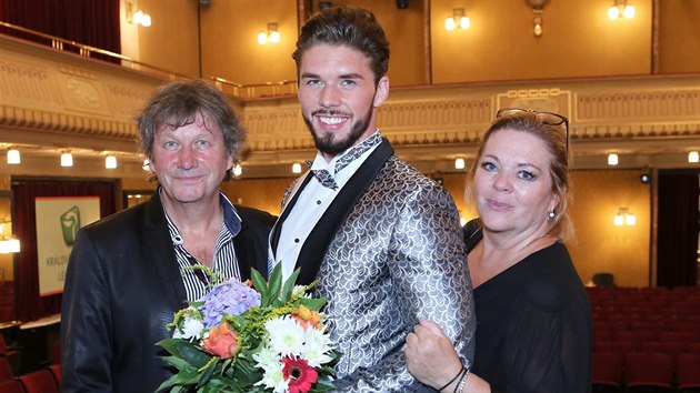 Mu roku 2017 Maty Hloek a jeho rodie Stanislav a Alena (Nchod, 25. srpna 2017)