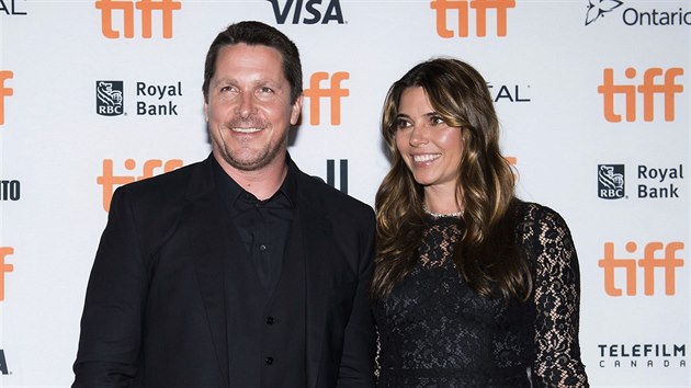 Christian Bale a jeho manelka Sibi Blazicov (Toronto, 11. z 2017)